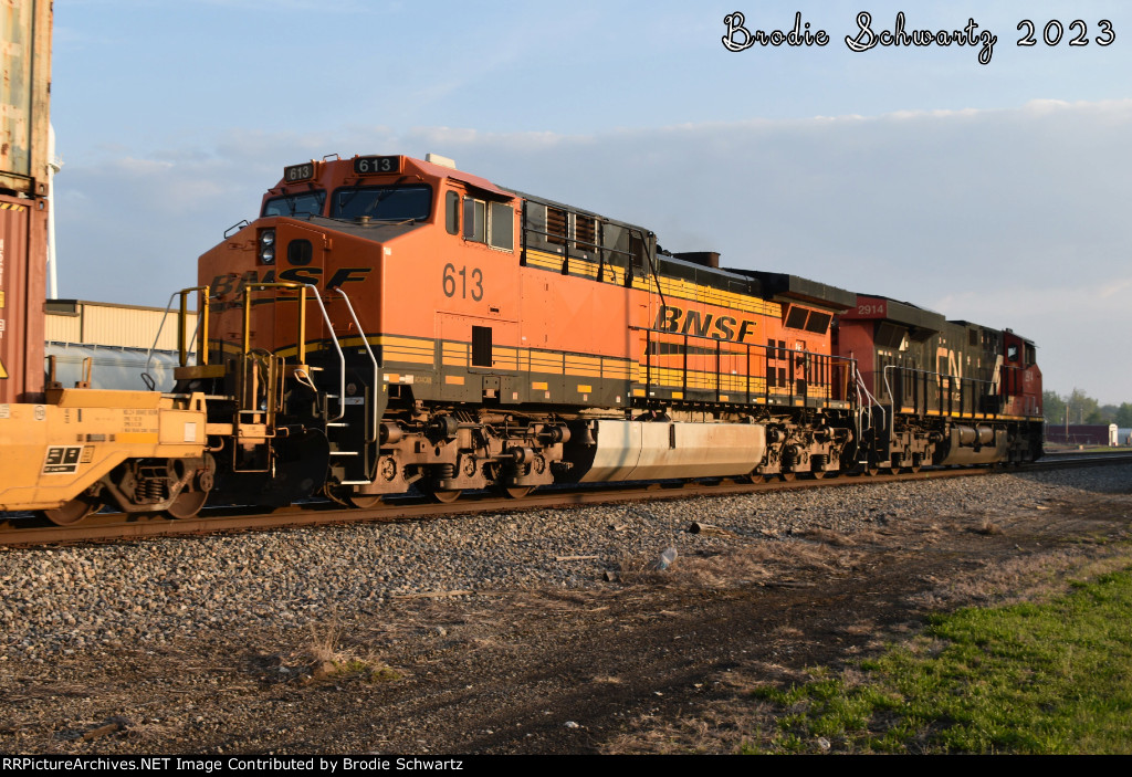 BNSF 613